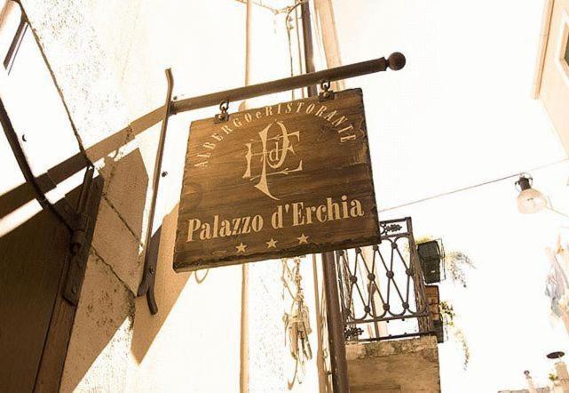 Hotel Palazzo D'Erchia Conversano Exterior foto